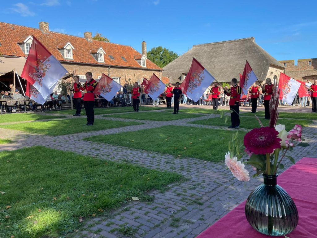 Venderliers in actie tijdens kemismaandag. 